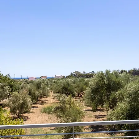 Tatil Evi Elaianthos 1 *