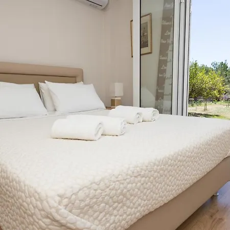 Vakantiehuis Elaianthos 1