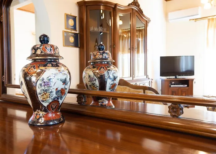 Elaianthos 1 בית נופש *